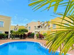 Enjoy 1 BR Palm Mar Next to Pool