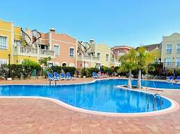 Enjoy 1 BR Palm Mar Next to Pool