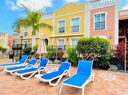 Enjoy 1 BR Palm Mar Next to Pool