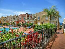 Enjoy 1 BR Palm Mar Next to Pool
