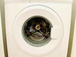 Enjoy Sunsets at Fully Equipped 2BR Oceanside View