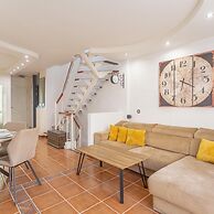 Aqua Vista 2 bed Penthouse With Great Views