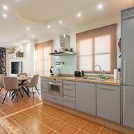 Aqua Vista 2 bed Penthouse With Great Views