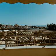 Seaview Splendor 2 Bedroom Modern Comfort