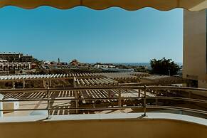 Seaview Splendor 2 Bedroom Modern Comfort