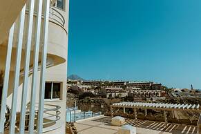 Seaview Splendor 2 Bedroom Modern Comfort