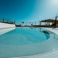 Seaview Splendor 2 Bedroom Modern Comfort