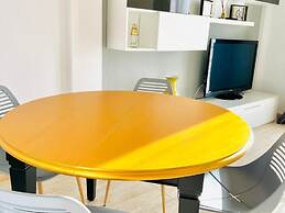 Spacious 2 BR Golden Apartment