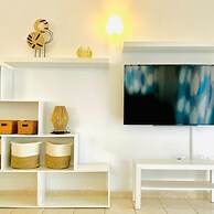 Modern Trendy 1BR Ground Floor Apartment