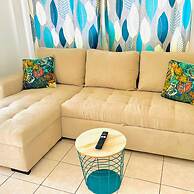 Modern Trendy 1BR Ground Floor Apartment