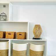 Modern Trendy 1BR Ground Floor Apartment