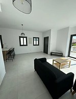 Cozy 3 Bedroom Villa Close to the Beach