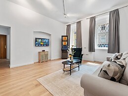 SKY9 Apartments District 18