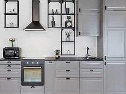 SKY9 Apartments District 18