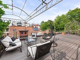 SKY9 Apartments District 18