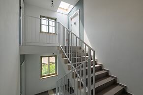 Dietla Apartment With A/C by Renters