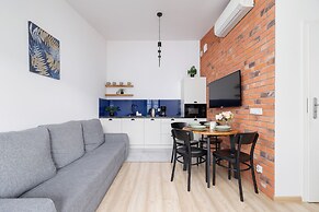 Dietla Apartment With A/C by Renters