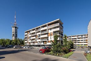 Family Katowice Apartment by Renters
