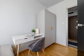 Family Katowice Apartment by Renters