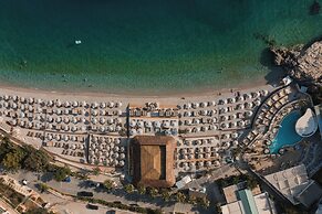 Folie Marine Beach Hotel & Club