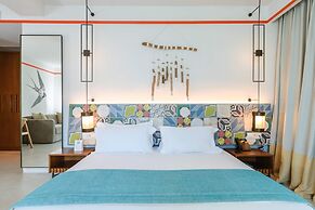 Folie Marine Beach Hotel & Club