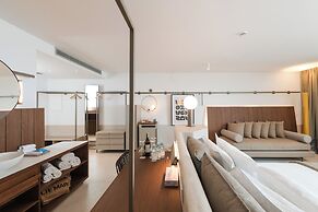Folie Marine Beach Hotel & Club