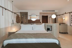 Folie Marine Beach Hotel & Club