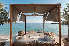 Folie Marine Beach Hotel & Club