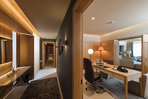 Folie Marine Beach Hotel & Club