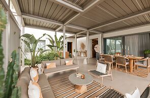 Folie Marine Beach Hotel & Club