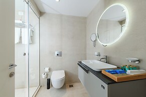 Folie Marine Beach Hotel & Club