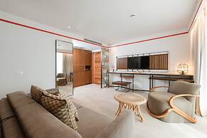 Folie Marine Beach Hotel & Club