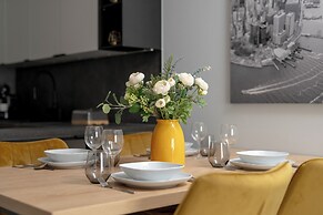 Modern Apartment With Parking by Renters