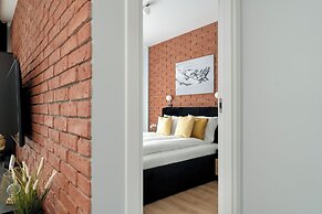 Modern Apartment With Parking by Renters