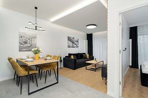 Modern Apartment With Parking by Renters