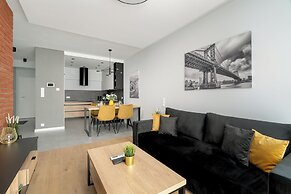 Modern Apartment With Parking by Renters