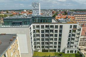Modern Apartment With Parking by Renters