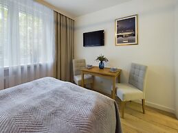 Exceptional Studio for 2 by Renters