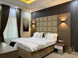 H5 Hotel and Apartments