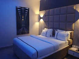 H5 Hotel and Apartments