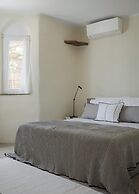 Morfes Luxury Apartments