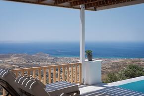 Morfes Luxury Apartments