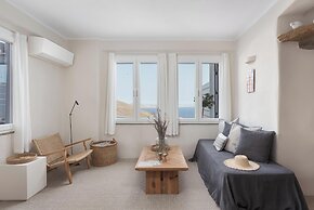 Morfes Luxury Apartments