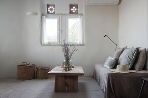 Morfes Luxury Apartments