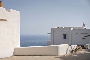 Morfes Luxury Apartments