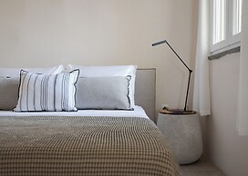 Morfes Luxury Apartments