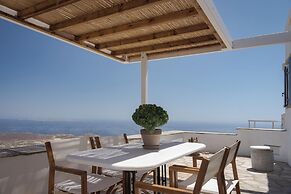 Morfes Luxury Apartments