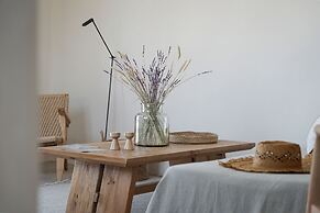 Morfes Luxury Apartments