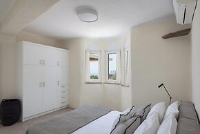 Morfes Luxury Apartments