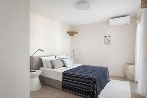 Morfes Luxury Apartments